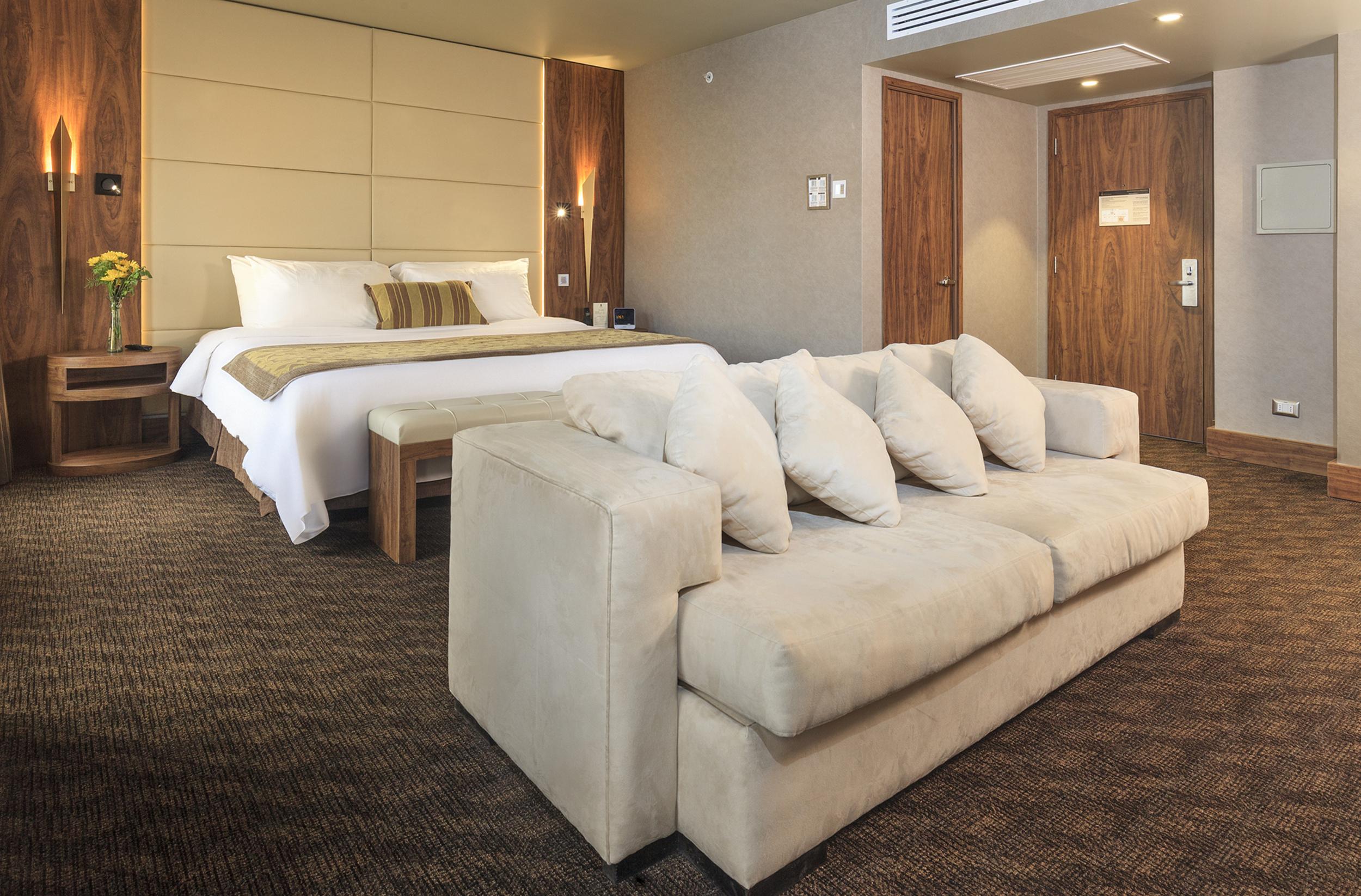 Hotel Regal Pacific Santiago Eksteriør bilde Suite at the Radisson Blu Hotel, Brussels