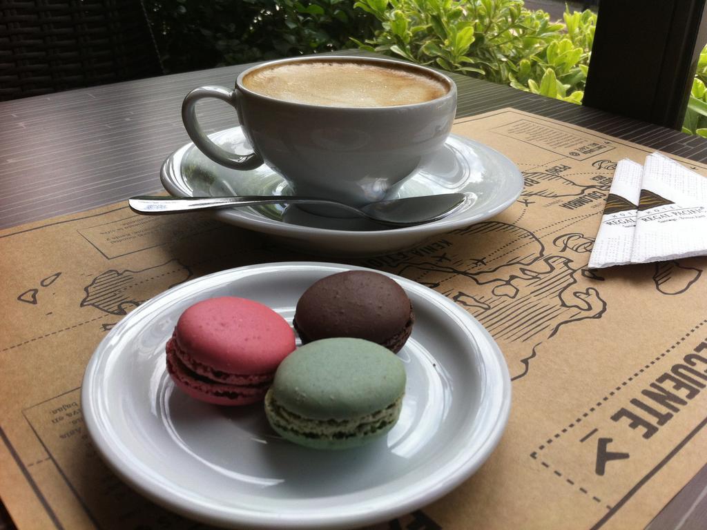 Hotel Regal Pacific Santiago Eksteriør bilde Macarons and coffee